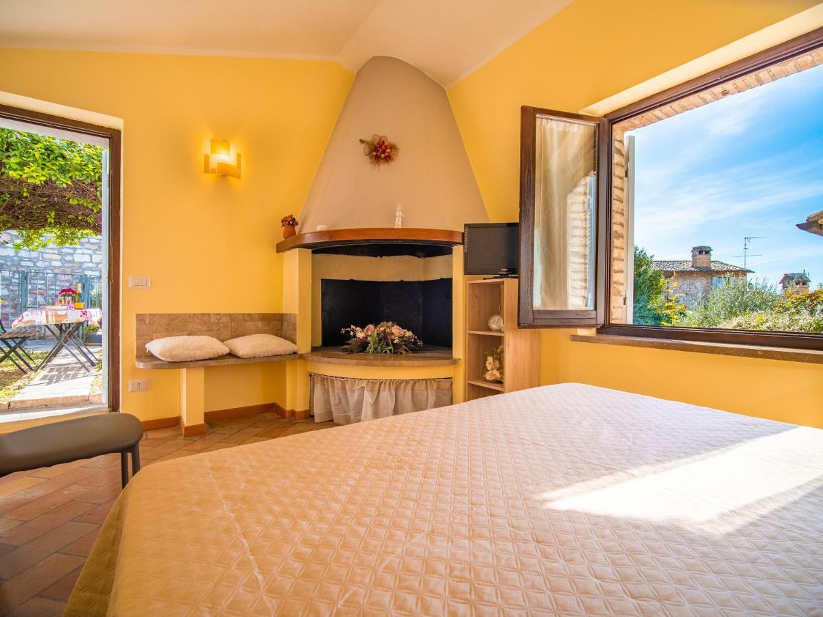 Terrazza Santa Chiara Hotel อัสซิซี ภายนอก รูปภาพ